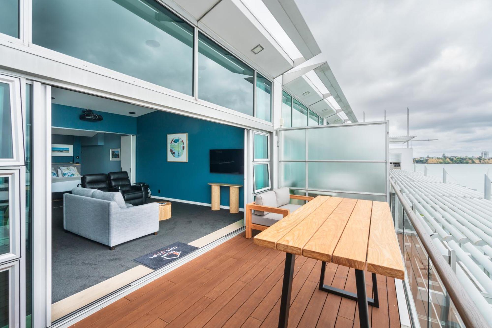 Penthouse Apartment With Stunning Harbour Views Auckland Exterior foto
