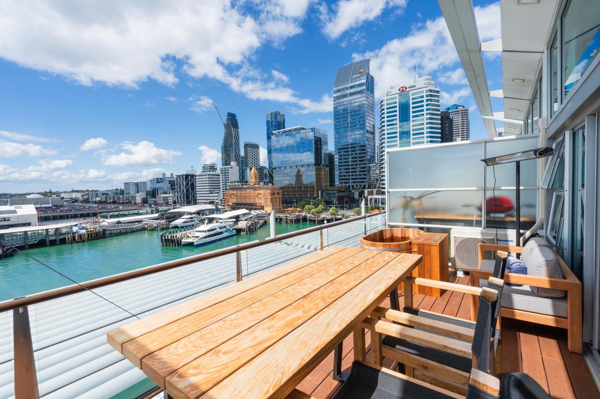 Penthouse Apartment With Stunning Harbour Views Auckland Exterior foto